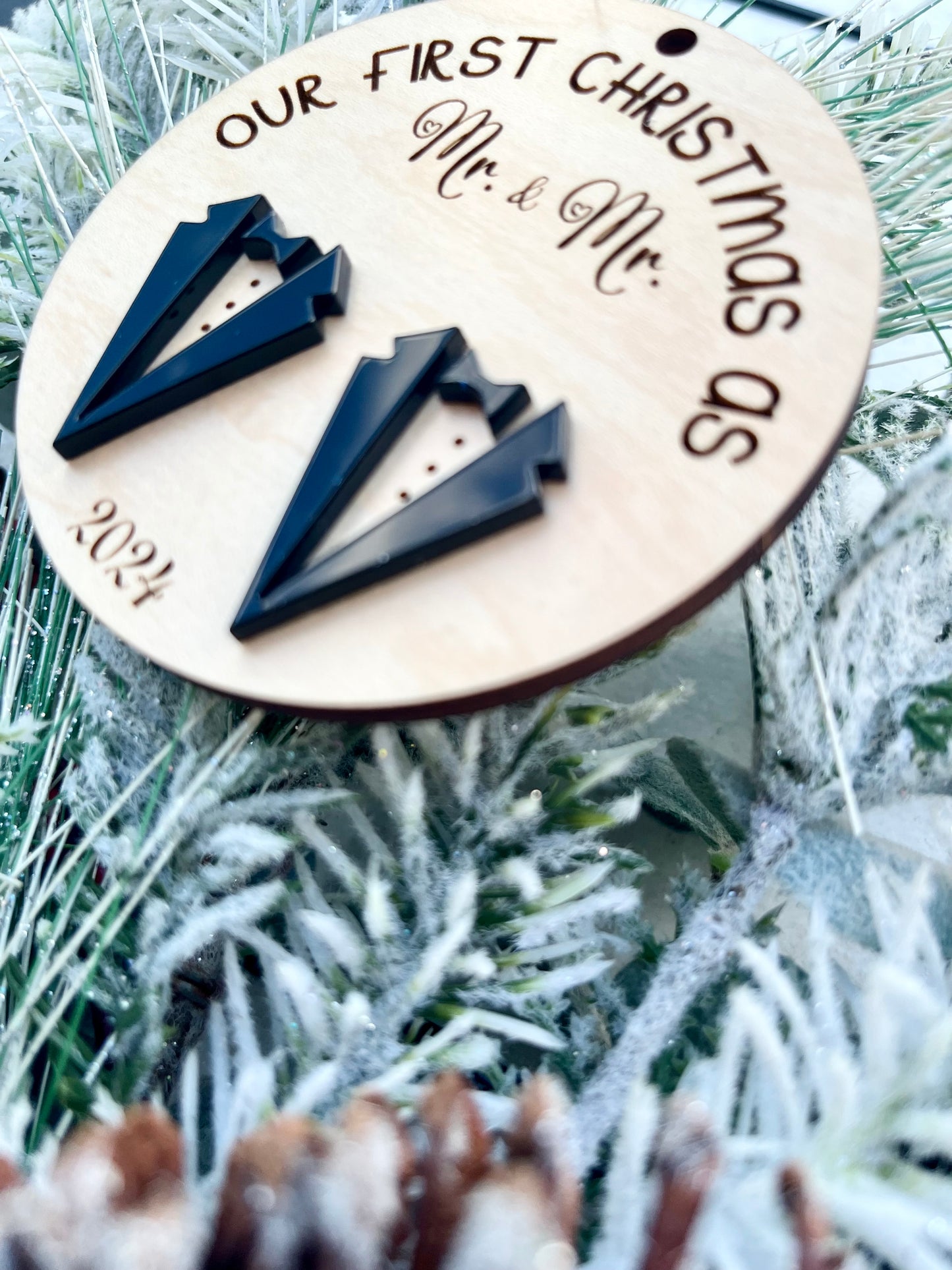 MR & MRS ORNAMENT