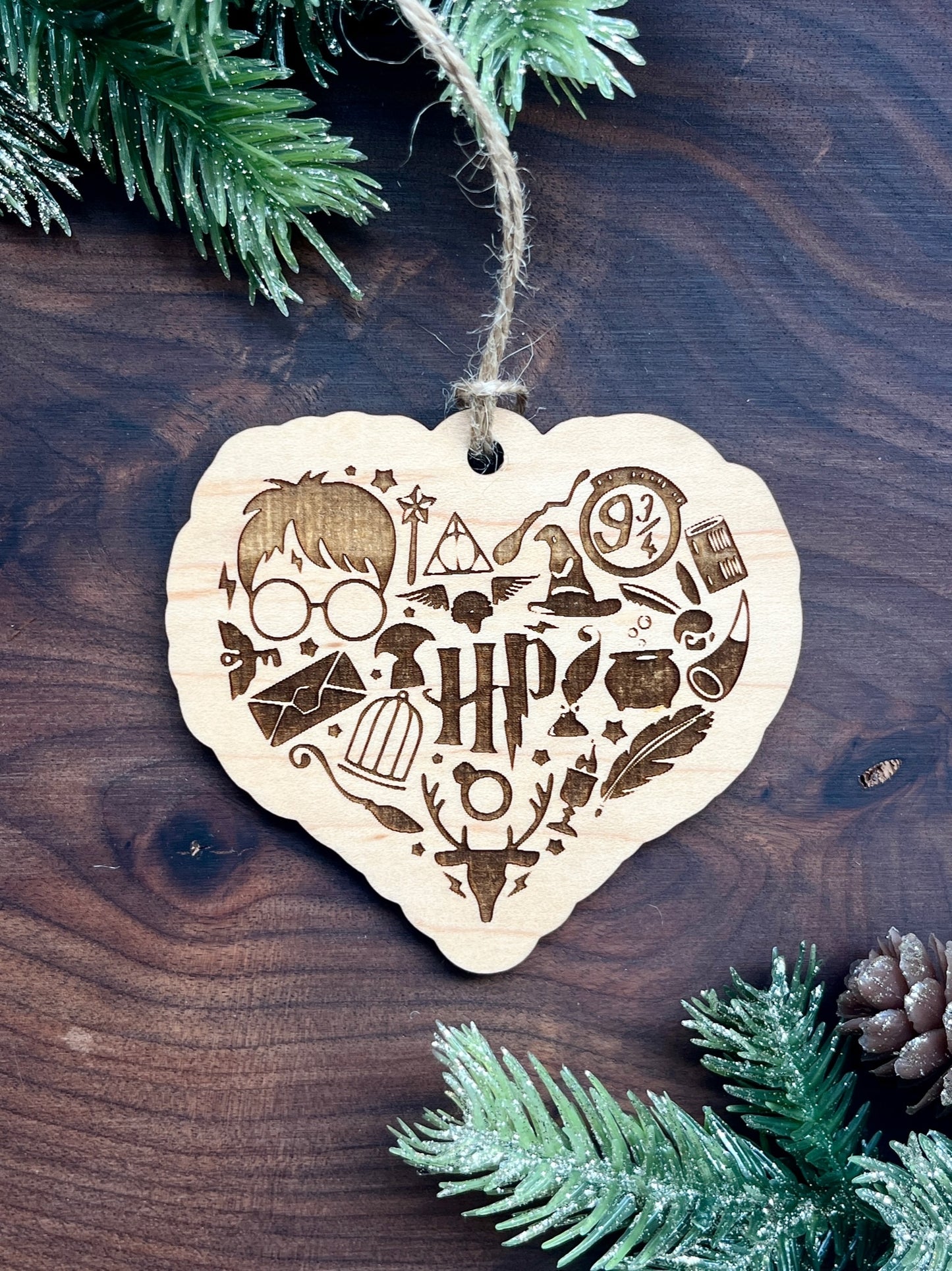 HARRY POTTER HEART ORNAMENT