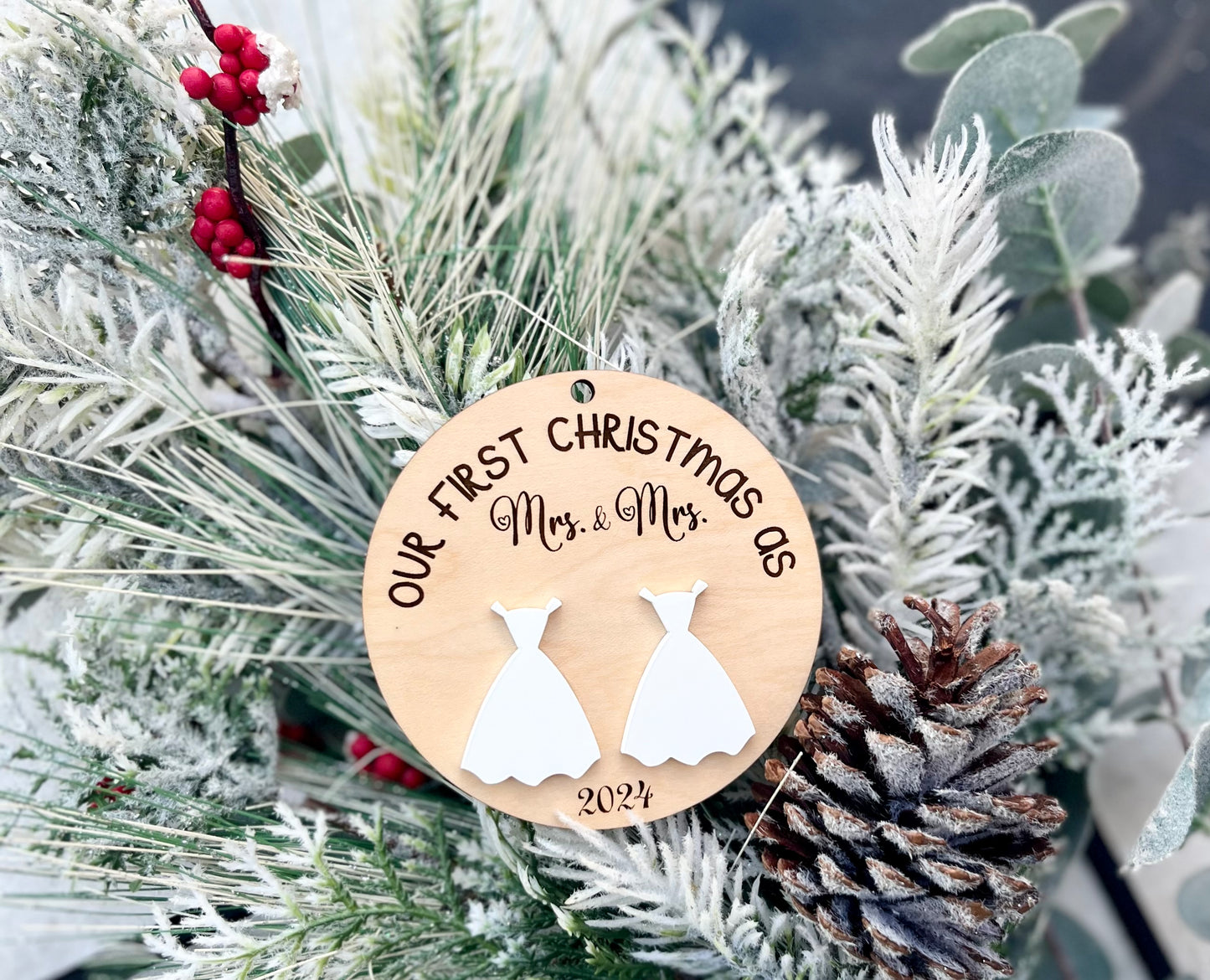 MR & MRS ORNAMENT
