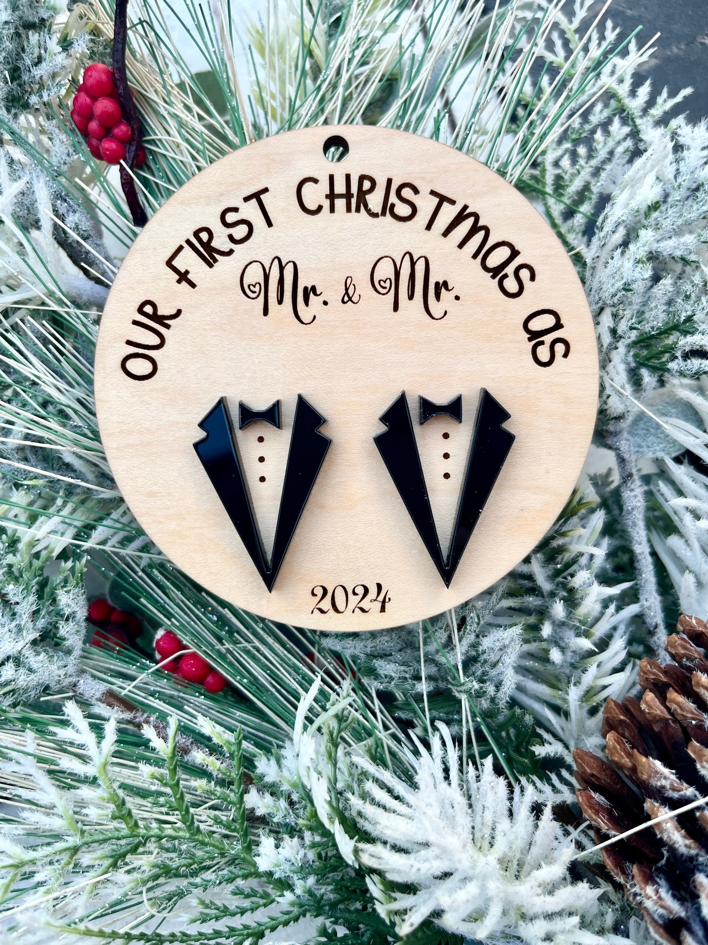 MR & MRS ORNAMENT
