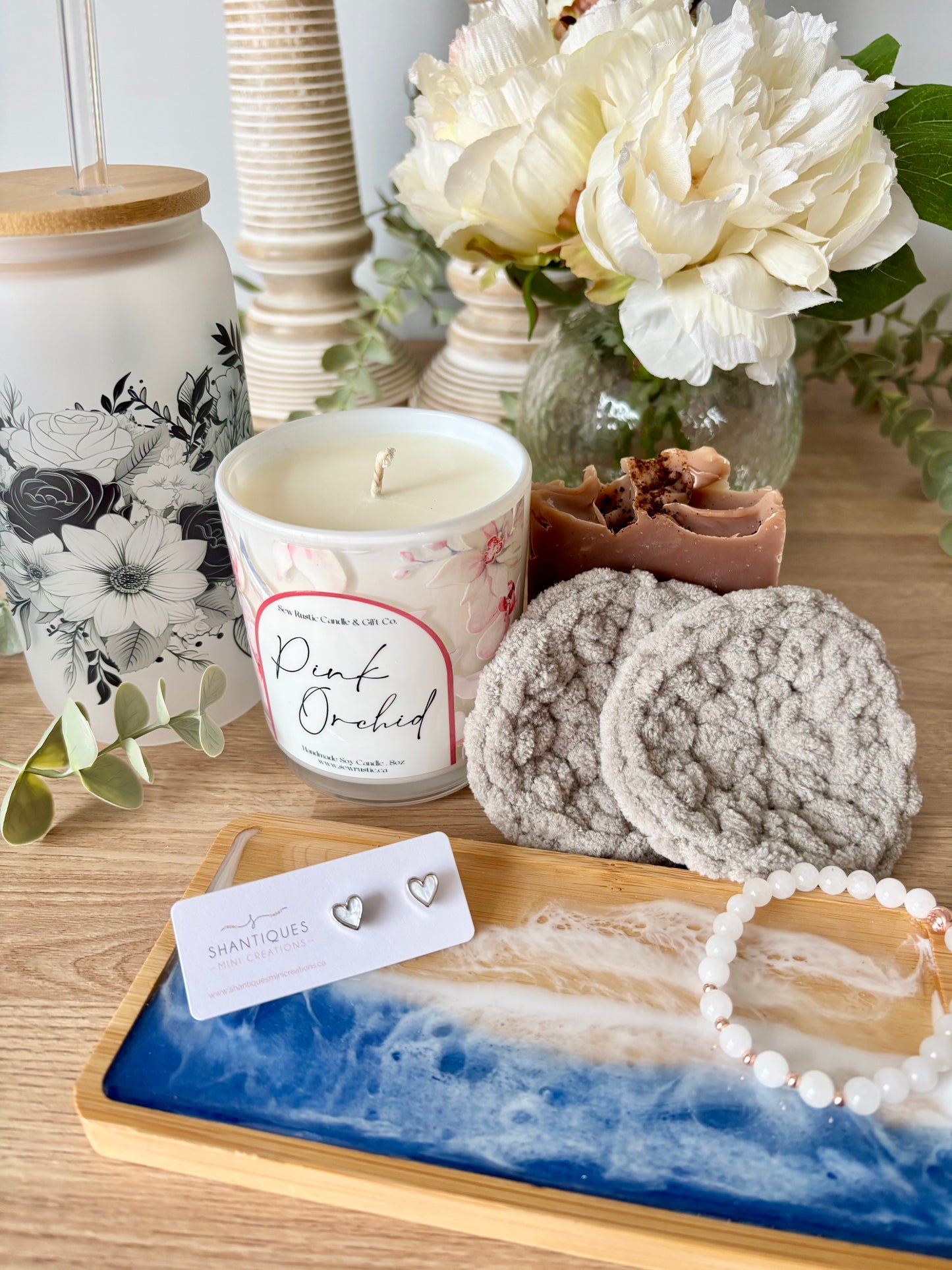 MOTHER’S DAY GIFT BOX