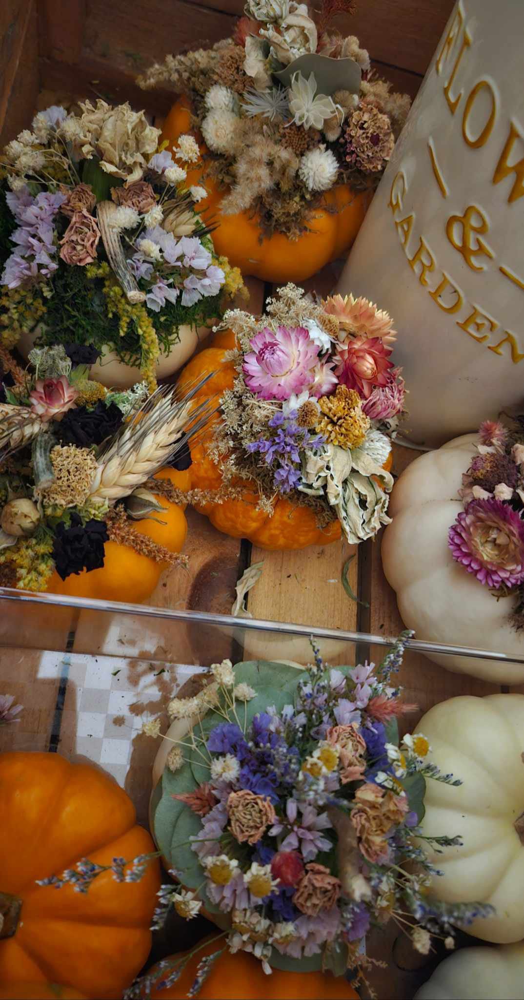 DRIED FLORAL & GOURD WORKSHOP