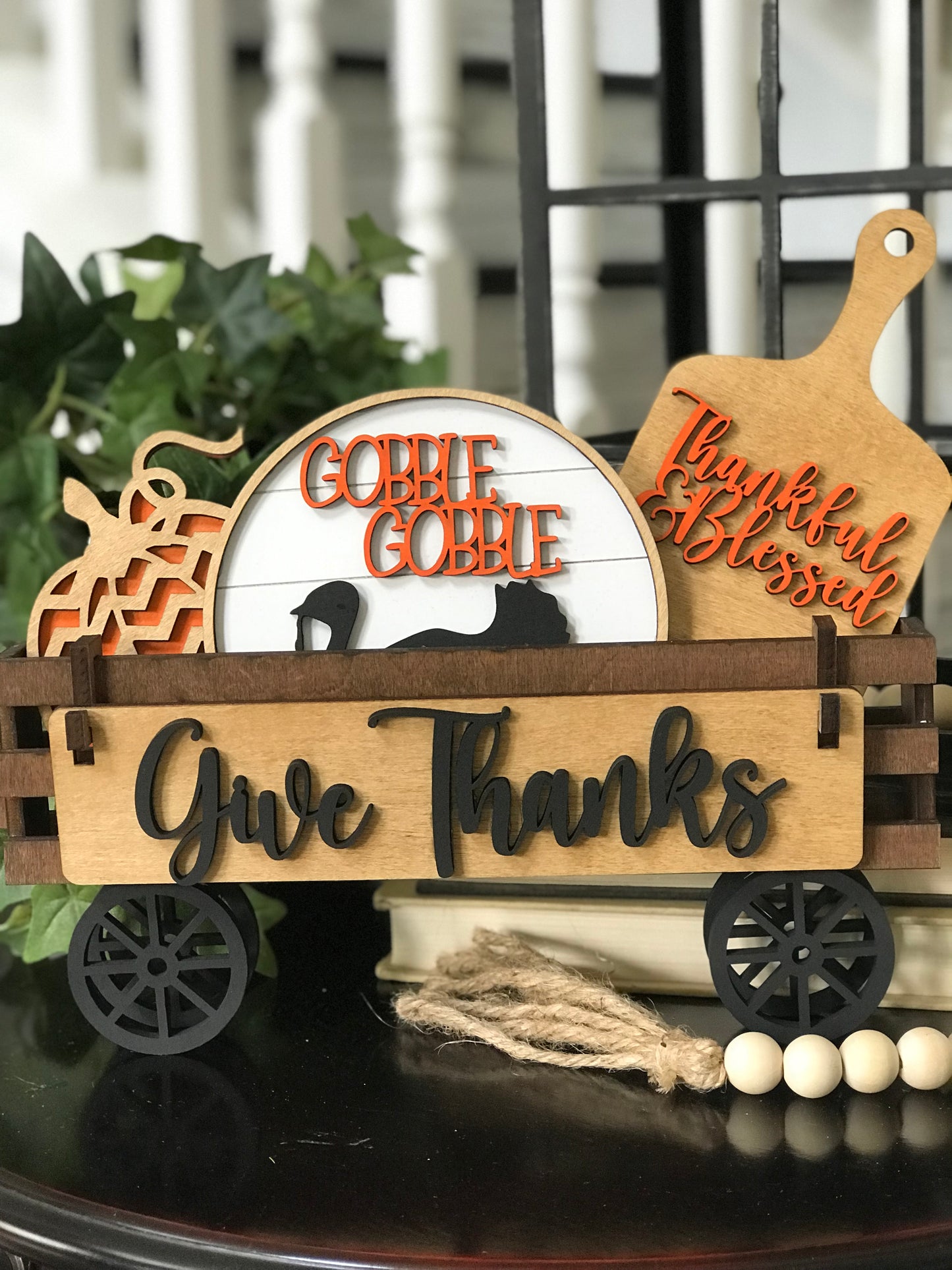 GIVE THANKS INTERCHANGEABLE WAGON DIY