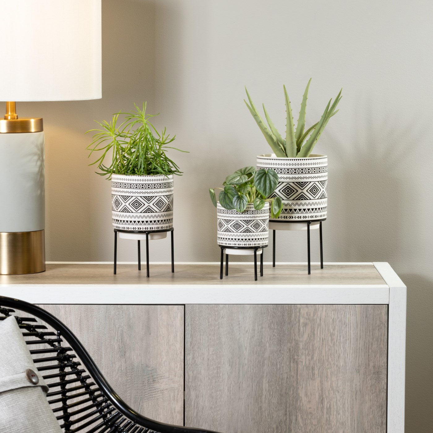 AZTEC DIAMOND ON STAND / TT903184