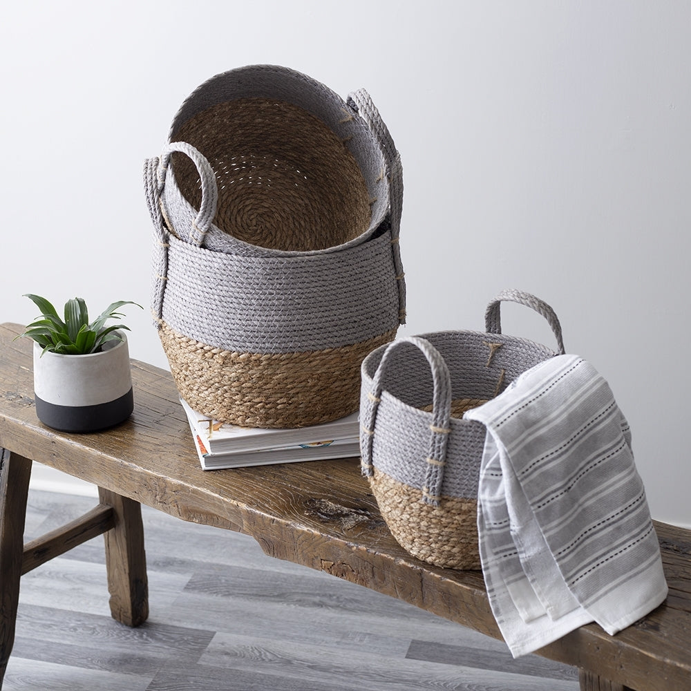 GREY & NATURAL STRAW BASKETS / B288
