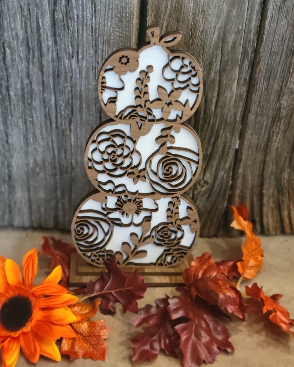 STACKED PUMPKINS / ST