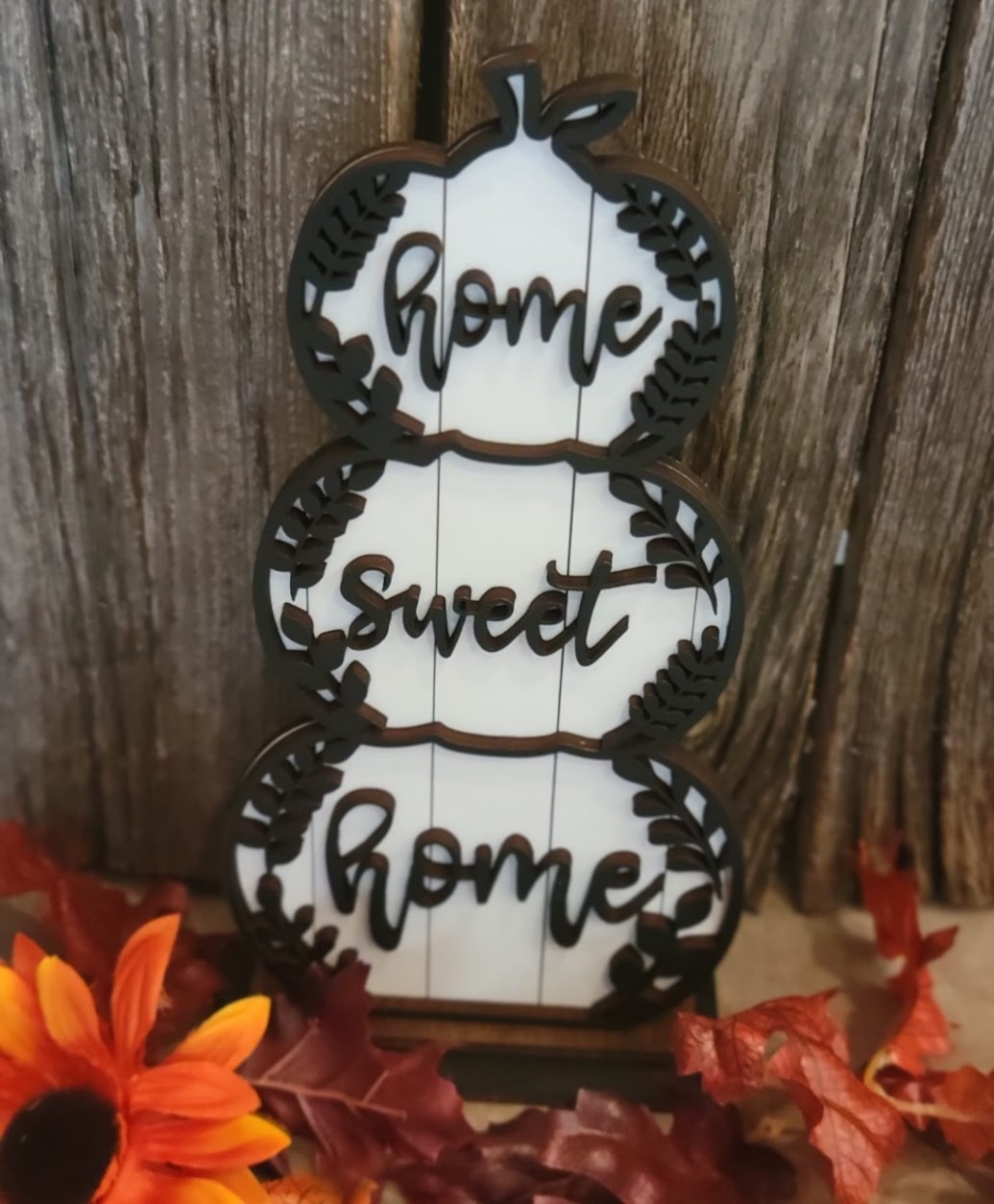 STACKED PUMPKINS / ST