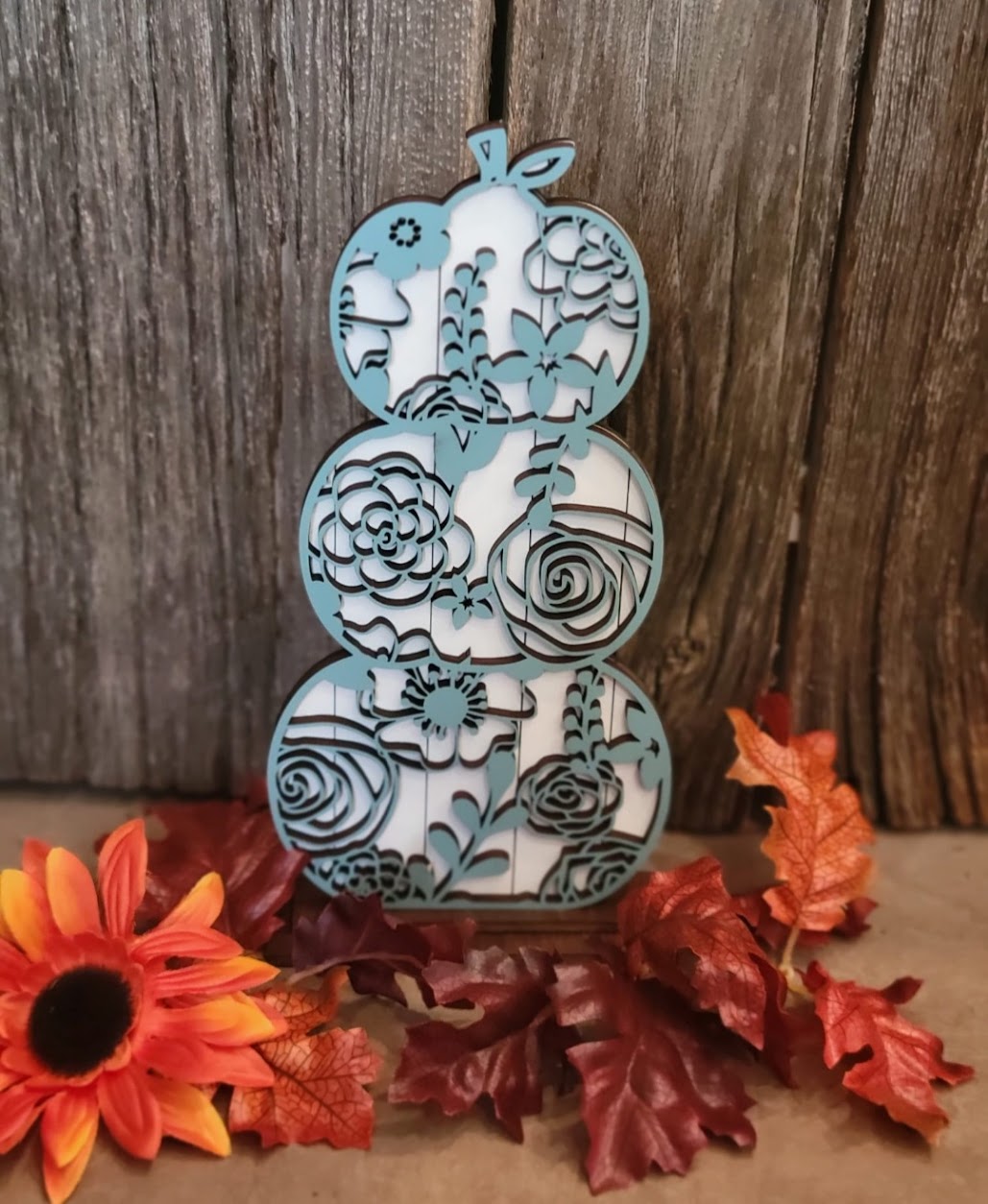 STACKED PUMPKINS / ST