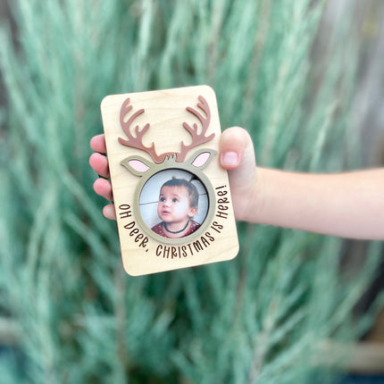 OH DEER, CHRISTMAS IS HERE MAGNET
