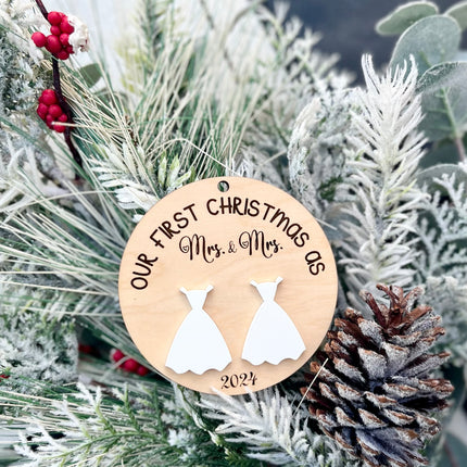MR & MRS ORNAMENT