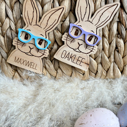 EASTER BUNNY WITH GLASSES / BOW BASKET TAG
