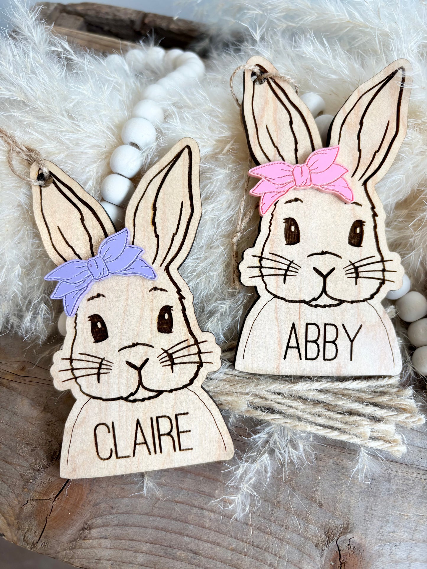 EASTER BUNNY WITH GLASSES / BOW BASKET TAG
