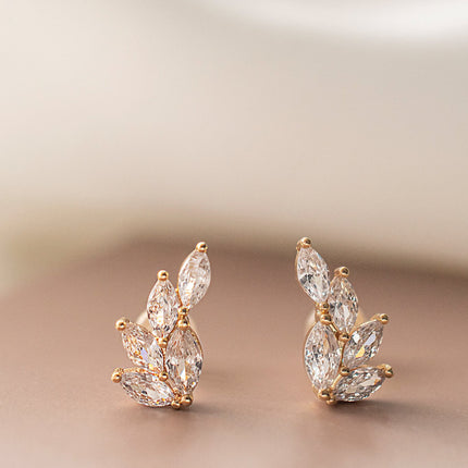 CRJ-010-Mae Studs - 1