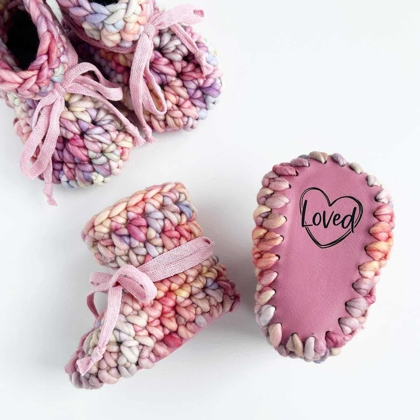 AND - 1035 - Baby Booties, pink - 1