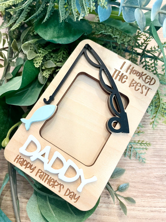 FATHER'S DAY MAGNET - WE HOOKED THE BEST