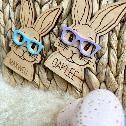 EASTER BUNNY WITH GLASSES / BOW BASKET TAG