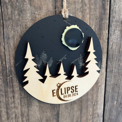 ECLIPSE ORNAMENT