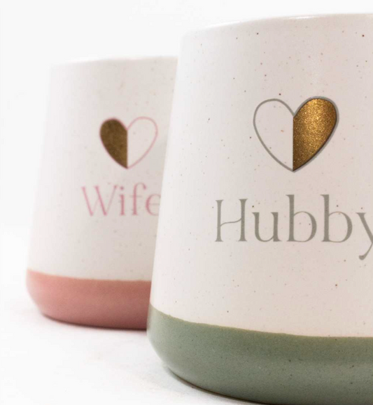 WIFEY + HUBBY MUGS  / S203 *