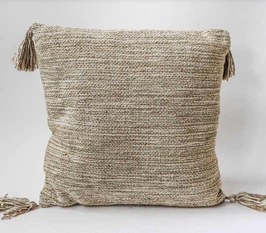 WOVEN PILLOW W/ TASSELS / F039