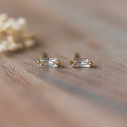 GRACIOUS STUDS