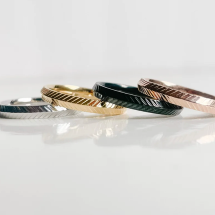 SERENE RING