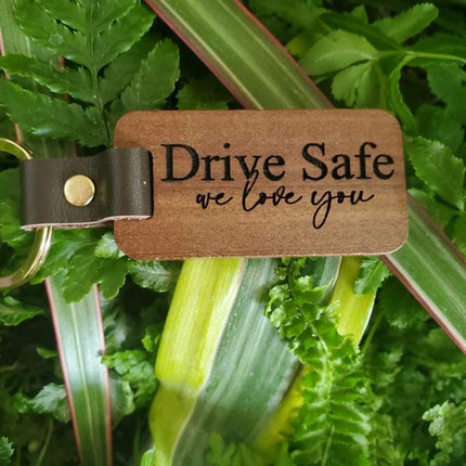 LEATHER KEYCHAIN