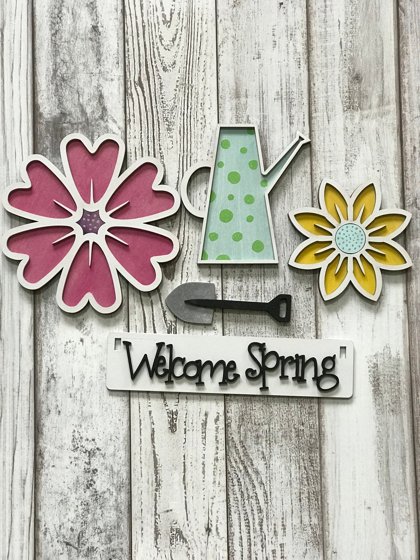 WELCOME SPRING INTERCHANGEABLE WAGON DIY