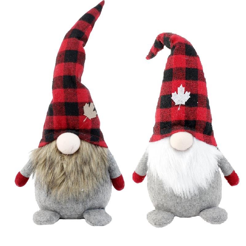 LARGE CANADIAN PLAID GNOME / K49228