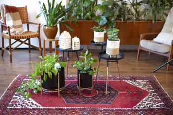 LARGE BLACK FLOOR PLANTER / B9473 *