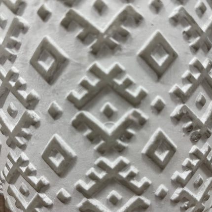 PATTERNED CEMENT FLOWER POT / S69 *