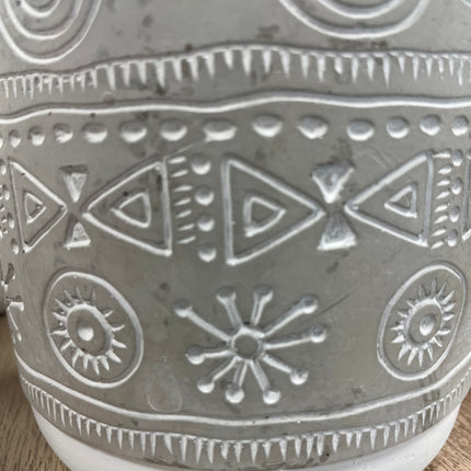 PATTERNED CEMENT FLOWER POT / S69 *