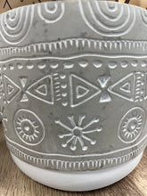 Load image into Gallery viewer, PATTERNED CEMENT FLOWER POT / S69
