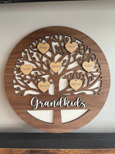 CIRCULAR GRANDKIDS TREE