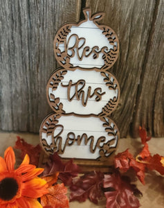 STACKED PUMPKINS / ST