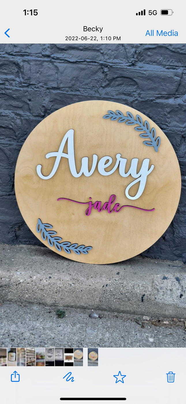 NAME ROUND SIGN- "LAURELS" DESIGN