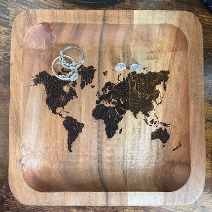 ENGRAVED KEY OR JEWELLERY DISH
