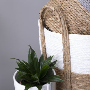 WHITE & NATURAL LINED BASKET / B286