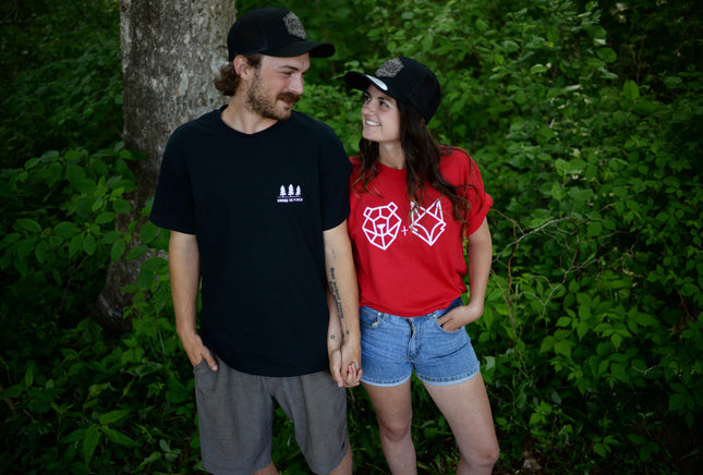 CANUCK RED TEE - BEAR + FOX